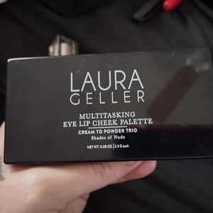 Multitasking eye lip cheek palette